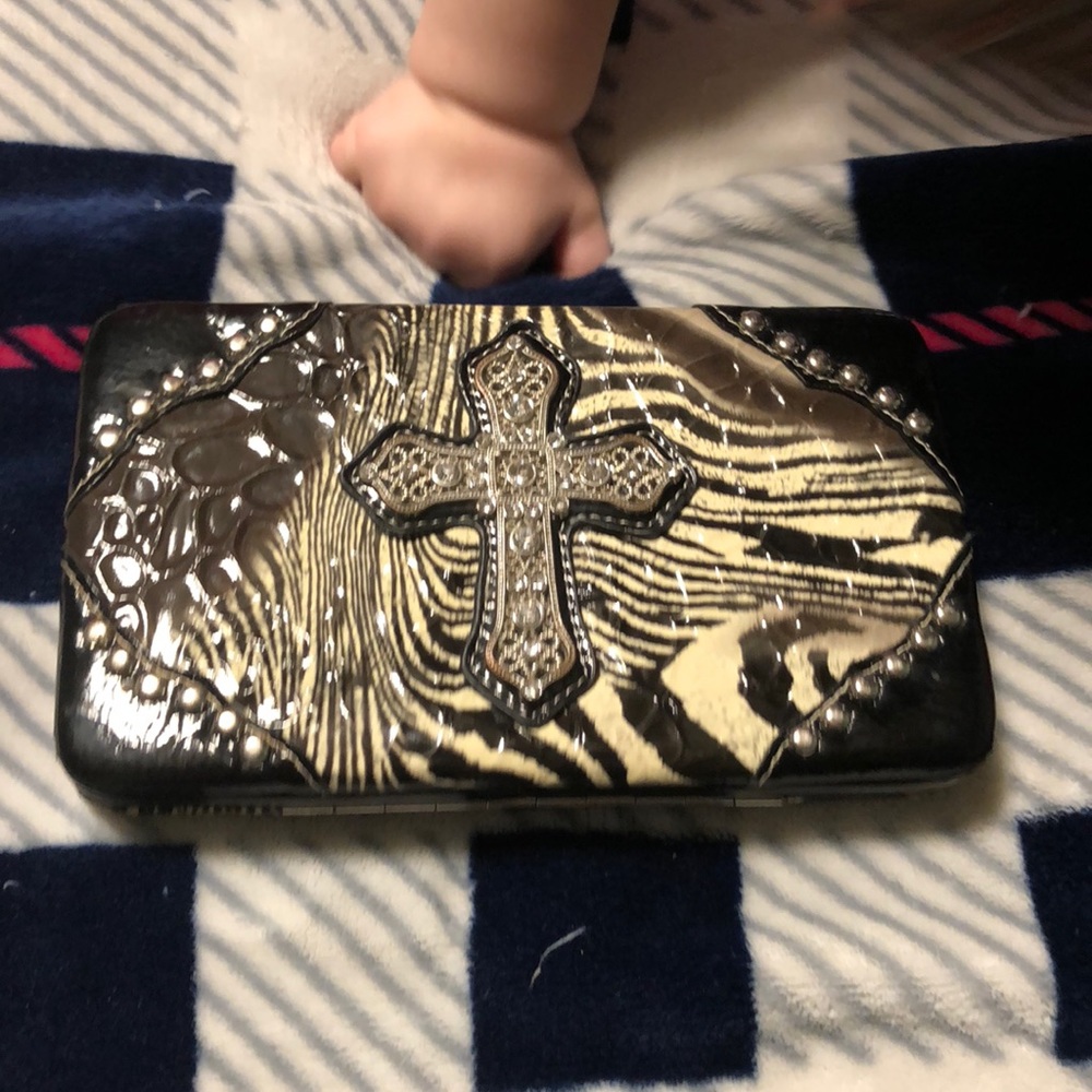Snap wallet
